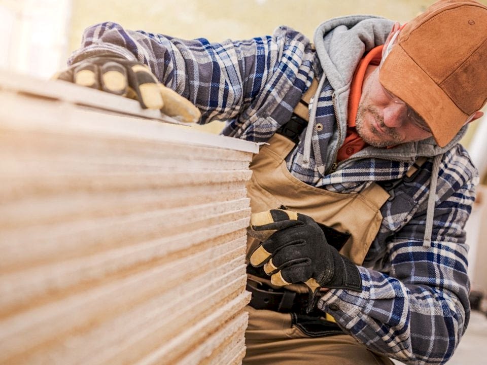 Marine Plywood Long-Lasting Furniture Solutions for Ship Interiors